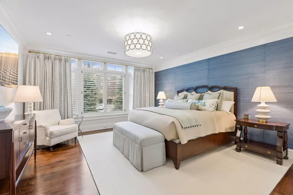 $2,800,000 | 240 Minnetonka Avenue South, Unit 203, Wayzata, MN 55391
