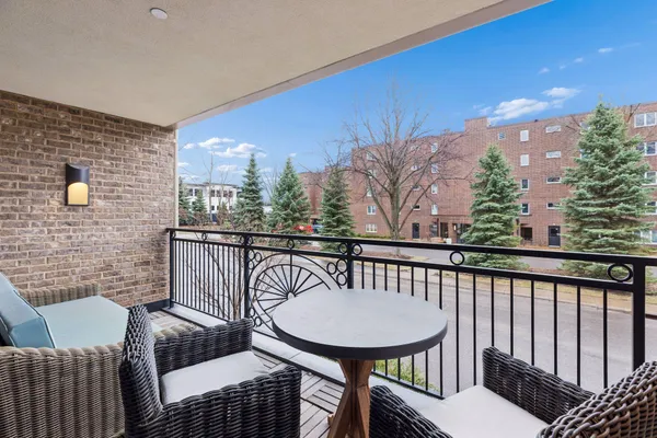 $2,800,000 | 240 Minnetonka Avenue South, Unit 203, Wayzata, MN 55391