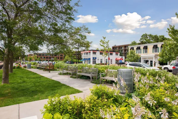 $2,800,000 | 240 Minnetonka Avenue South, Unit 203, Wayzata, MN 55391
