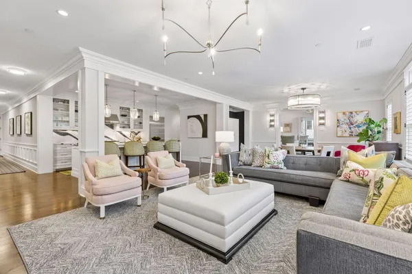 $2,800,000 | 240 Minnetonka Avenue South, Unit 203, Wayzata, MN 55391