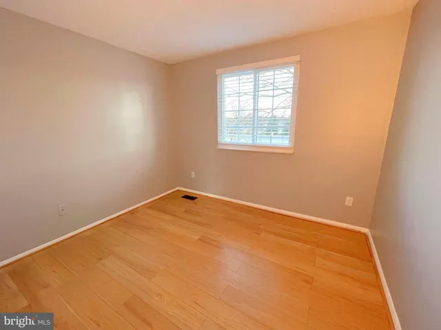 $2,400 | 8813 Vicksburg Court, Manassas, VA 20109