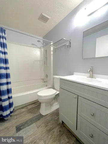 $2,400 | 8813 Vicksburg Court, Manassas, VA 20109