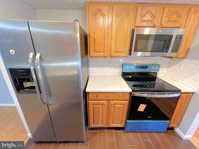 $2,400 | 8813 Vicksburg Court, Manassas, VA 20109