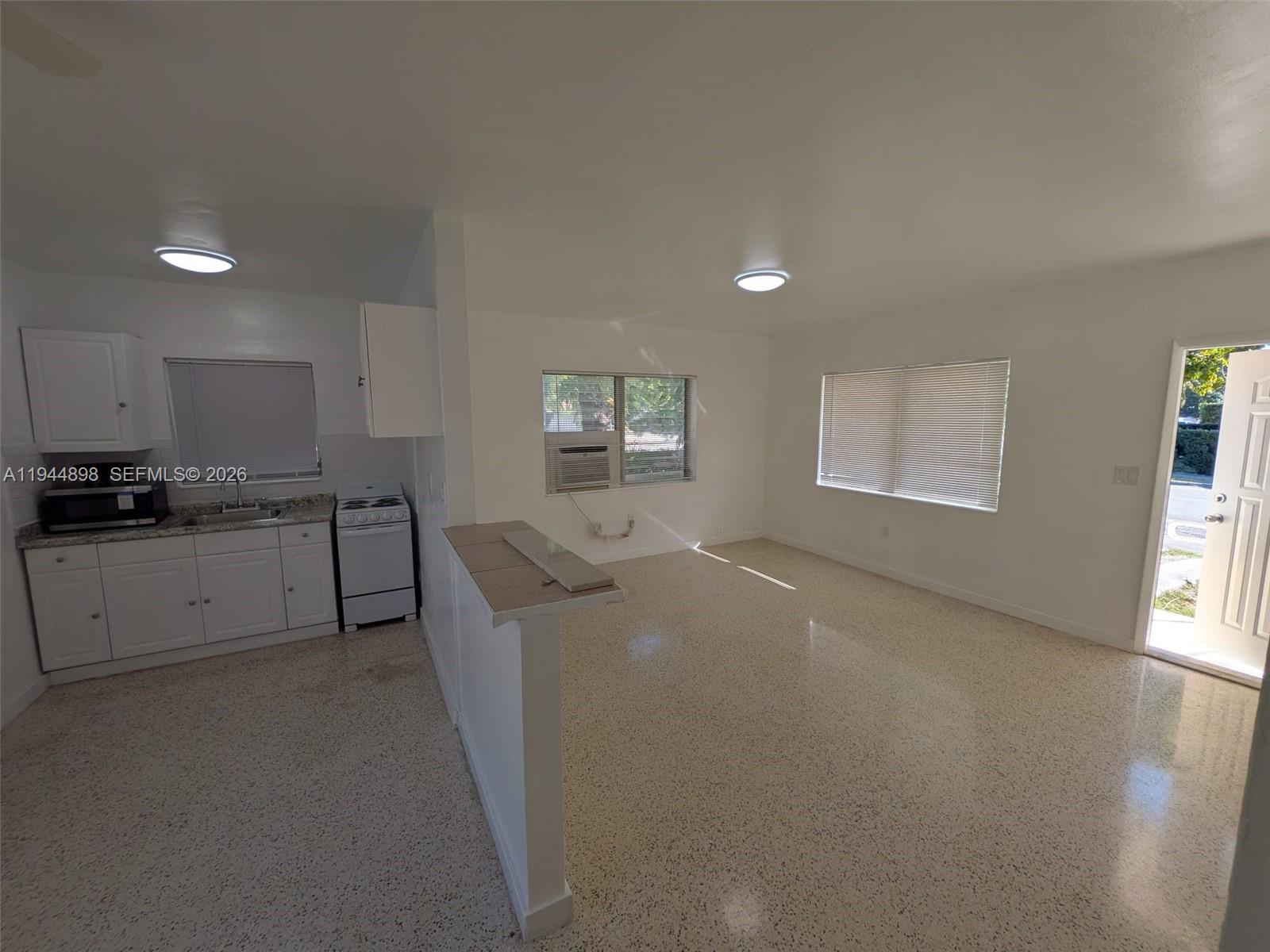 401 Southwest 10th Street, Unit 1 Miami, FL 33130 - Photo 6 of 9