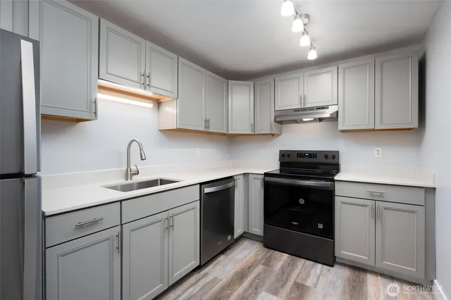 $6,500,000 | 5211 East 96th Street, Tacoma, WA 98446