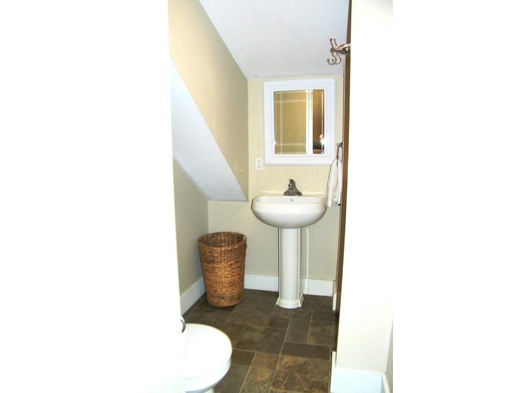 89 Rockingham Street Concord, NH 03301 - Photo 22 of 30