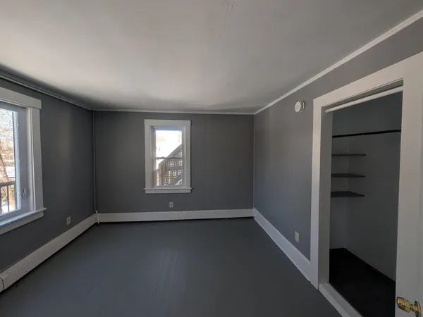 $1,500 | 13-15 Walnut Street, Unit 6, Claremont, NH 03743