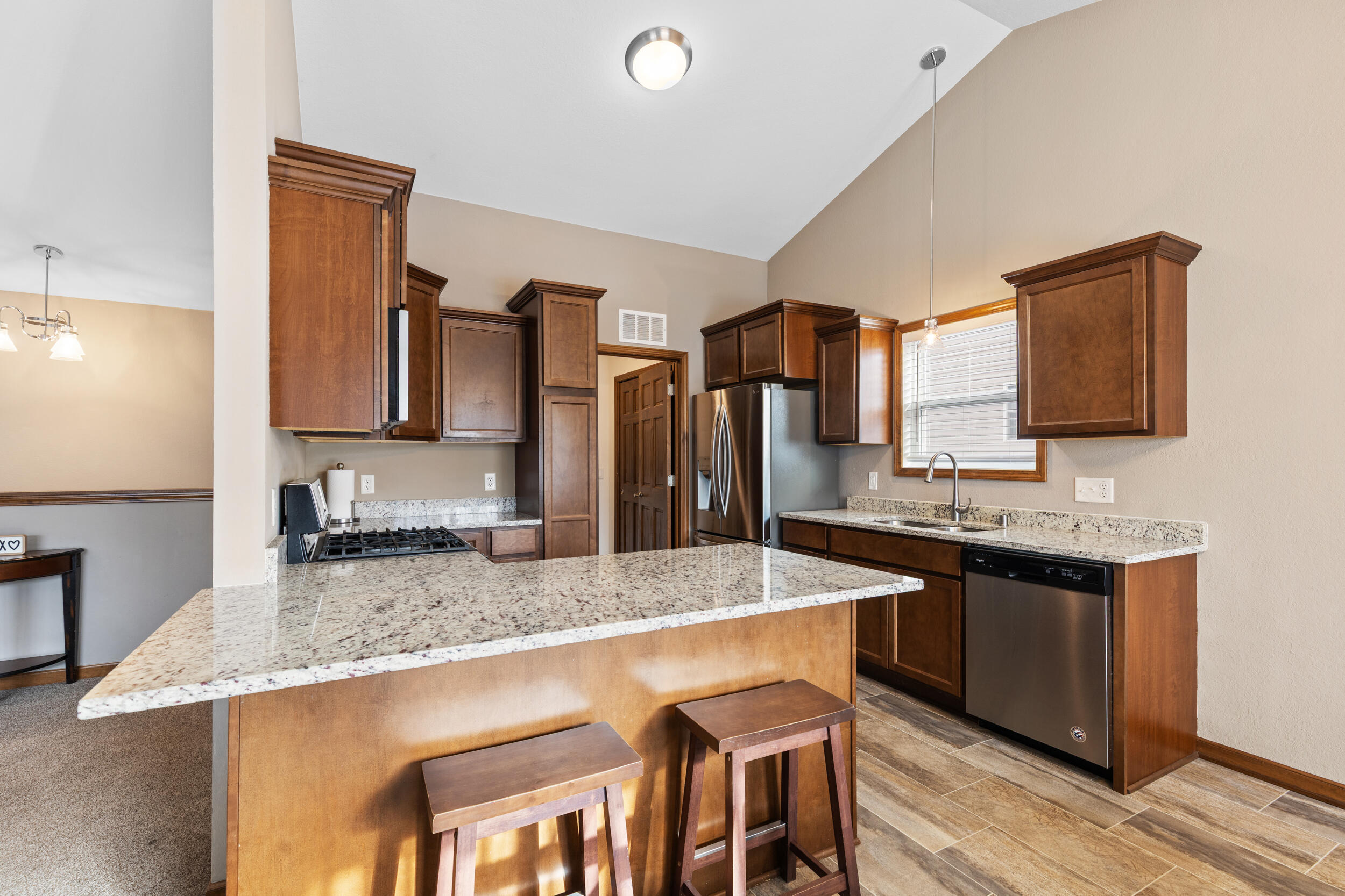 6441 Kingsview Drive Mount Pleasant, WI 53406 - Photo 11 of 36 photo jan 13 2026, 10 36 34 pm