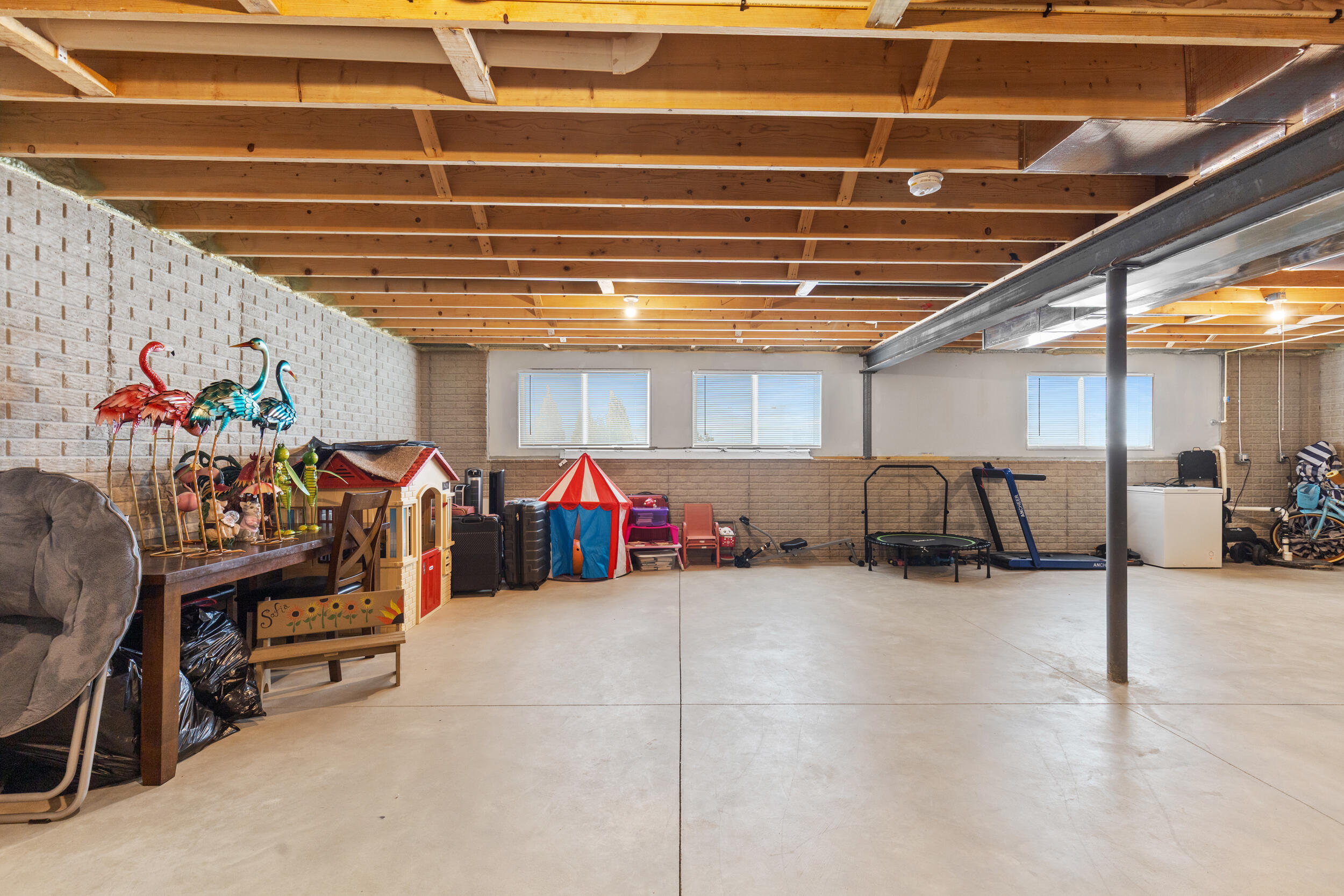 6441 Kingsview Drive Mount Pleasant, WI 53406 - Photo 28 of 36 photo jan 13 2026, 10 19 40 pm