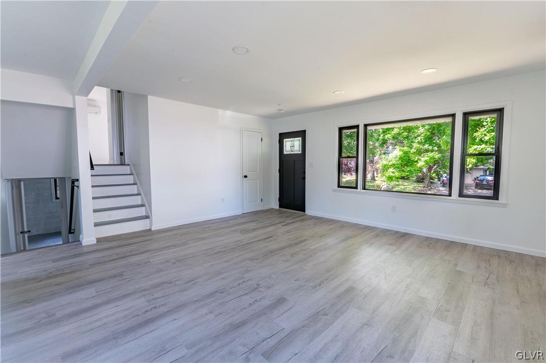 1414 Middlesex Road Allentown, PA 18103 - Photo 3 of 26 Gallery Image 3
