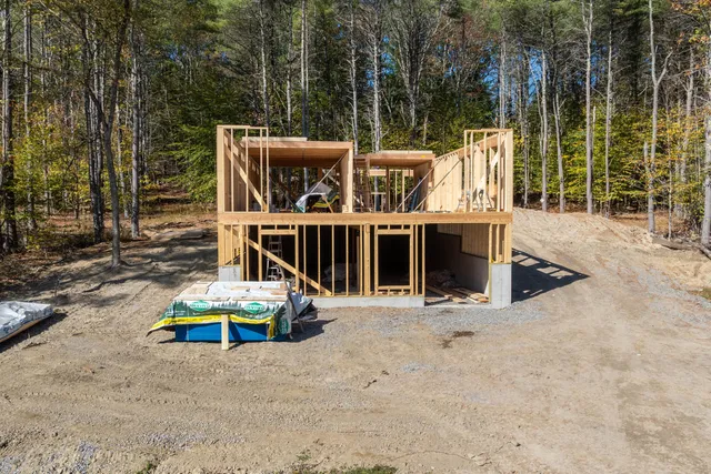 $750,000 | Lot 8 Crossman Drive, Brunswick, ME 04011
