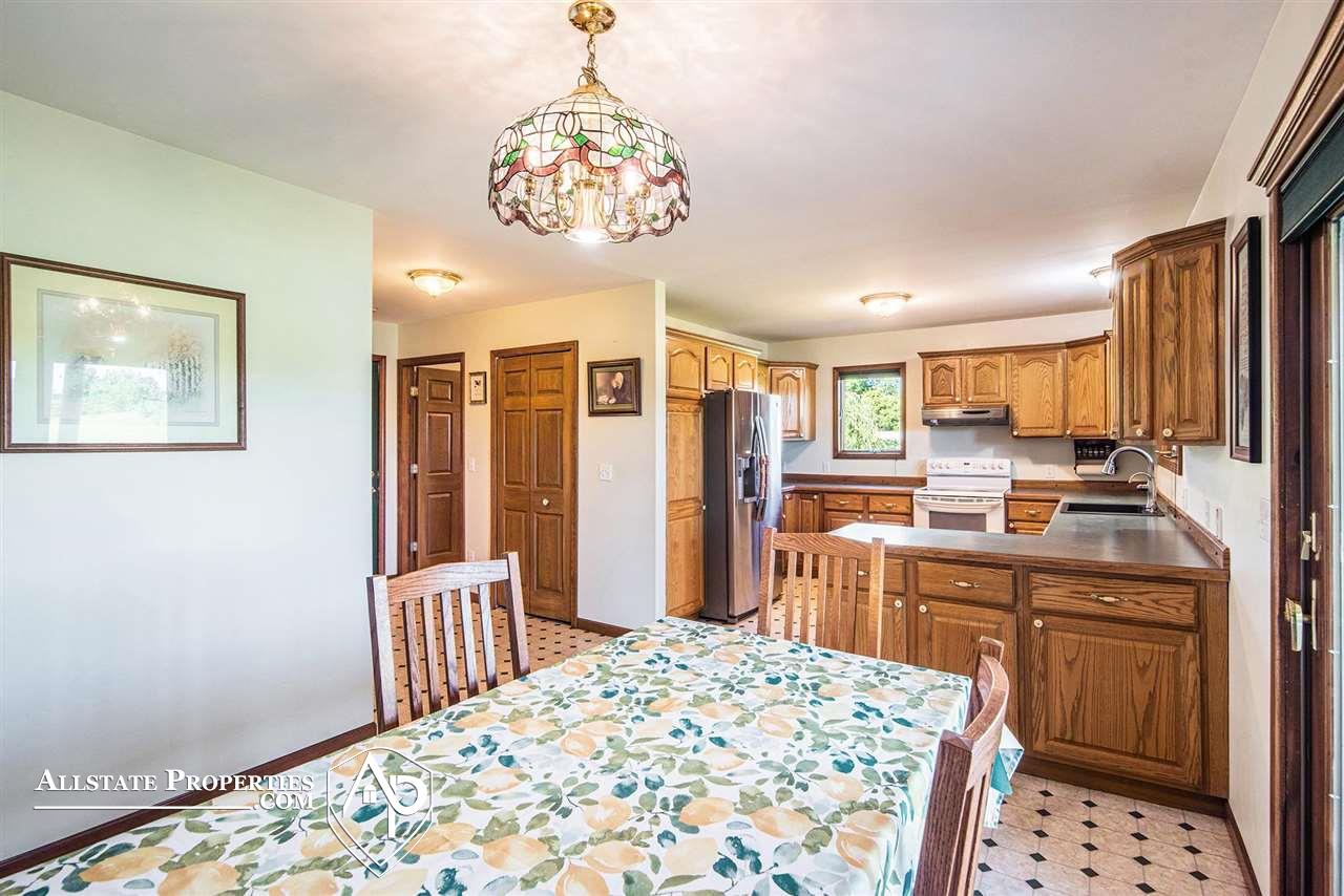 5153 Sullivan Road Lapeer, MI 48446 - Photo 18 of 50 50078036-17.JPG