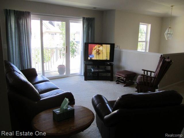 4058 Hampton Ridge Boulevard, Unit 60 Howell, MI 48843 - Photo 6 of 17