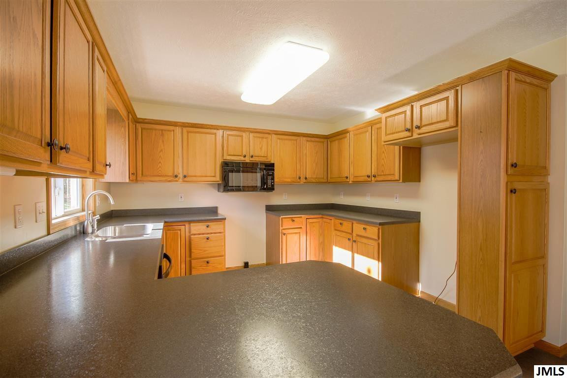 205 Wickenham Drive Spring Arbor, MI 49283 - Photo 4 of 32 Photo 4