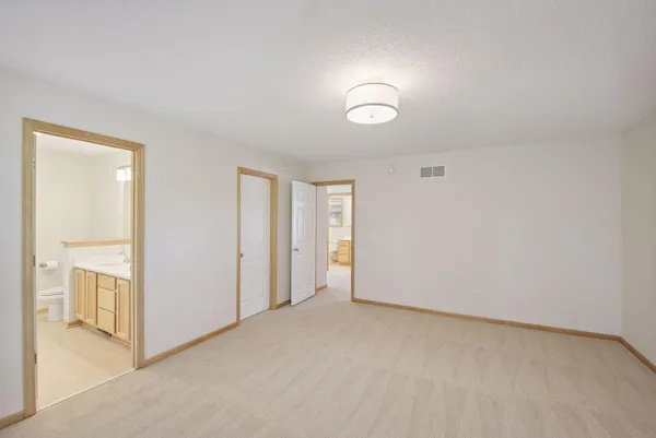 $2,995 | 8296 Townsend Drive, Eden Prairie, MN 55344