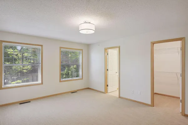 $2,995 | 8296 Townsend Drive, Eden Prairie, MN 55344