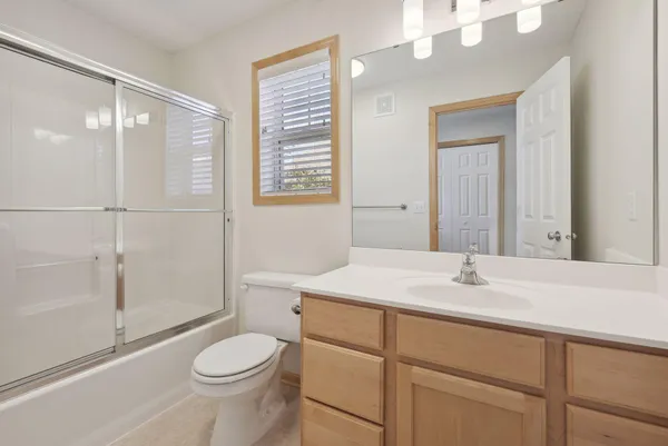 $2,995 | 8296 Townsend Drive, Eden Prairie, MN 55344