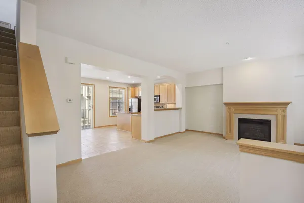 $2,995 | 8296 Townsend Drive, Eden Prairie, MN 55344