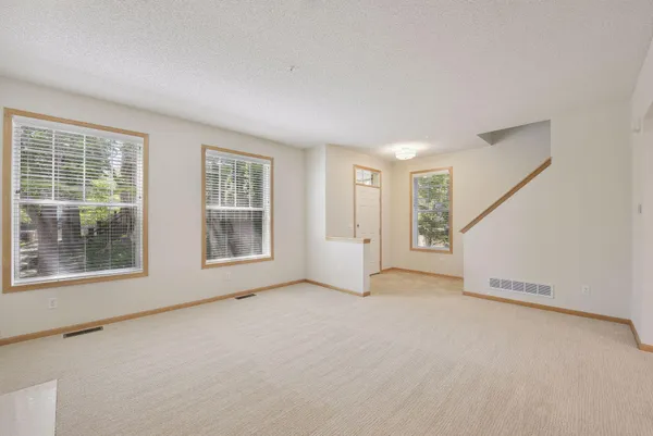 $2,995 | 8296 Townsend Drive, Eden Prairie, MN 55344