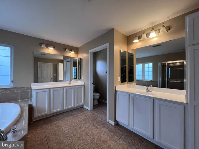 $4,650 | 3925 Beeker Mill Place, Chantilly, VA 20151