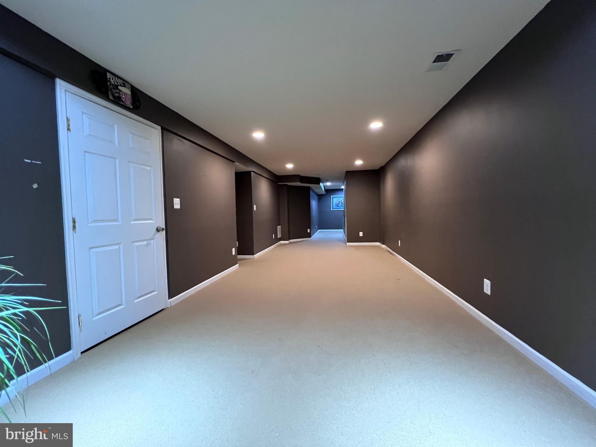 3925 Beeker Mill Place Chantilly, VA 20151 - Photo 32 of 40 a view of empty room