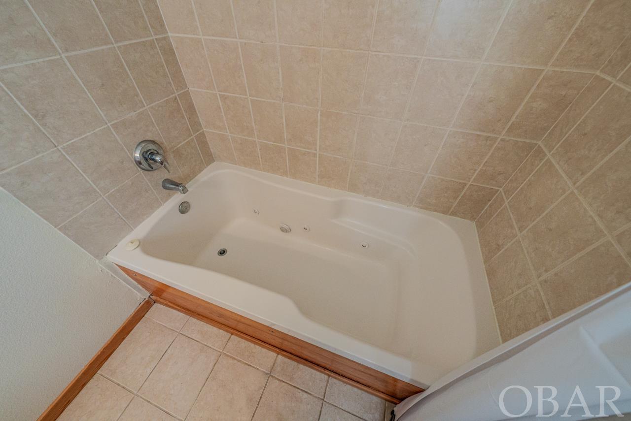 46244 Old Lighthouse Road Buxton, NC 27920 - Photo 17 of 37 Gallery Image 17