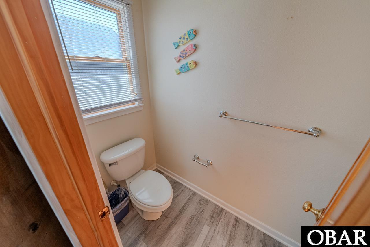 46244 Old Lighthouse Road Buxton, NC 27920 - Photo 6 of 37 Gallery Image 6