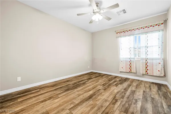 $950,000 | 994 River Garden Court, Henderson, NV 89002