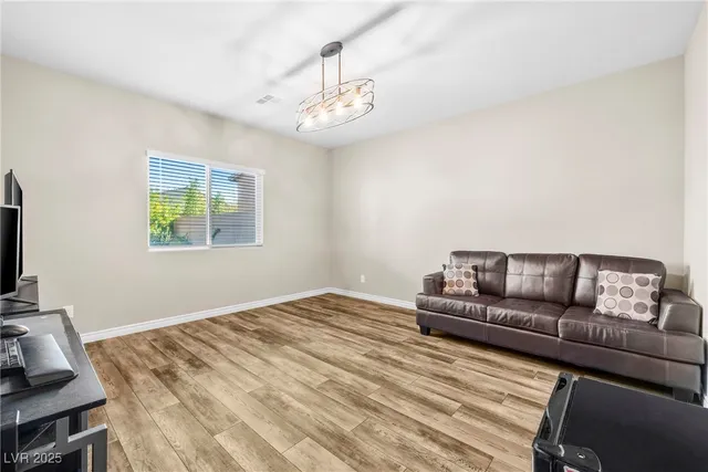 $950,000 | 994 River Garden Court, Henderson, NV 89002