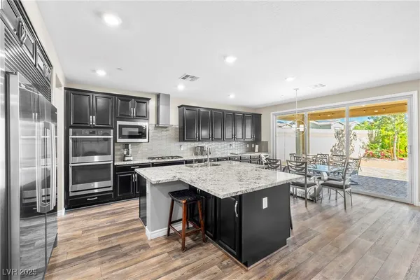 $950,000 | 994 River Garden Court, Henderson, NV 89002