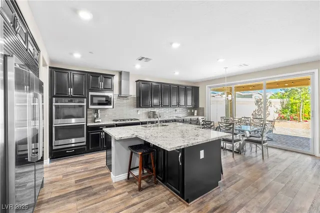 $950,000 | 994 River Garden Court, Henderson, NV 89002