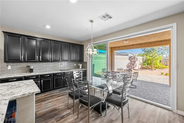 $950,000 | 994 River Garden Court, Henderson, NV 89002