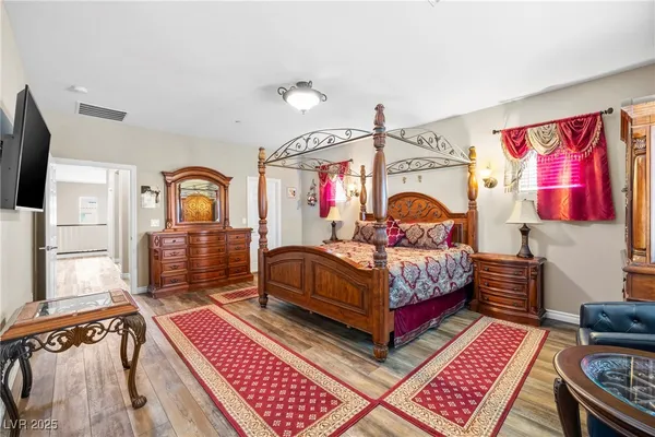 $950,000 | 994 River Garden Court, Henderson, NV 89002