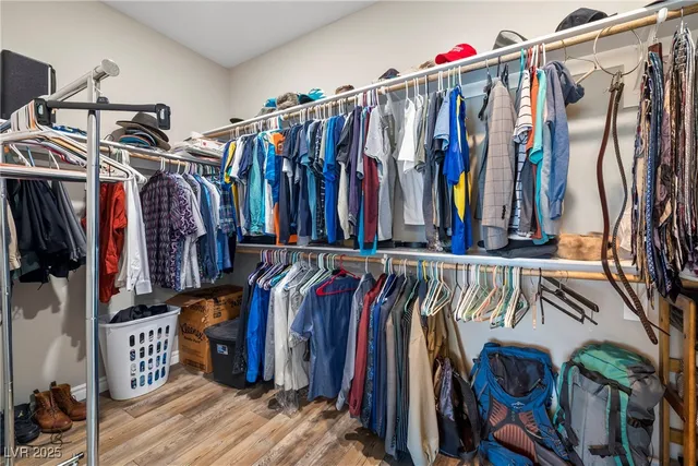 $950,000 | 994 River Garden Court, Henderson, NV 89002