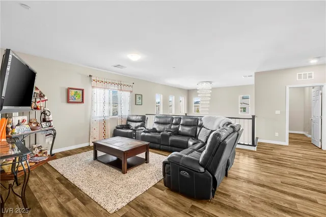 $950,000 | 994 River Garden Court, Henderson, NV 89002