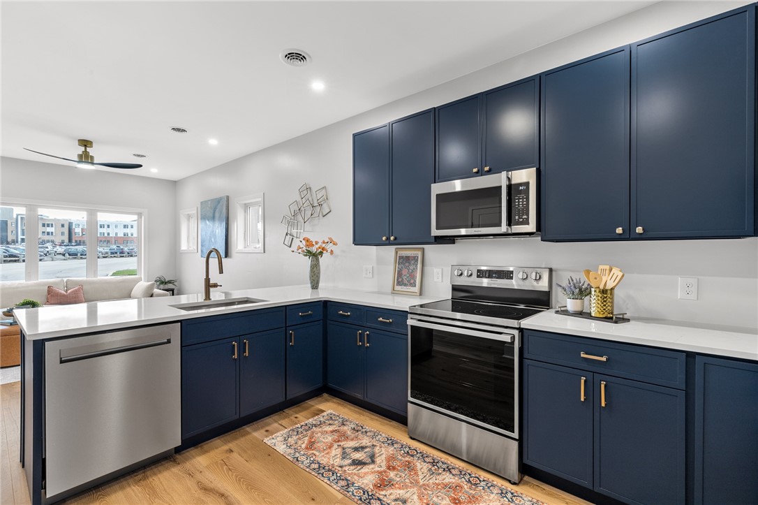 175 South Union Street Rochester, NY 14607 - Photo 11 of 46