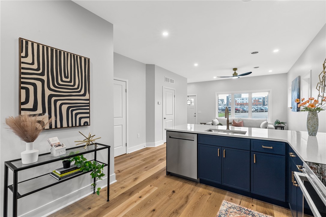 175 South Union Street Rochester, NY 14607 - Photo 12 of 46