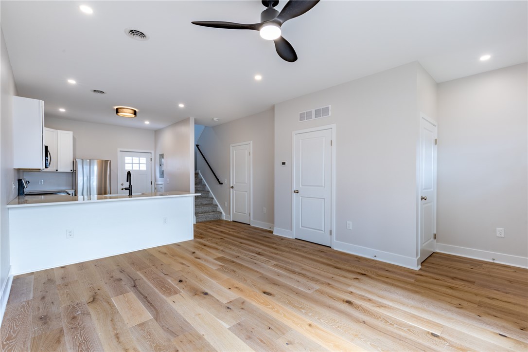 175 South Union Street Rochester, NY 14607 - Photo 29 of 46