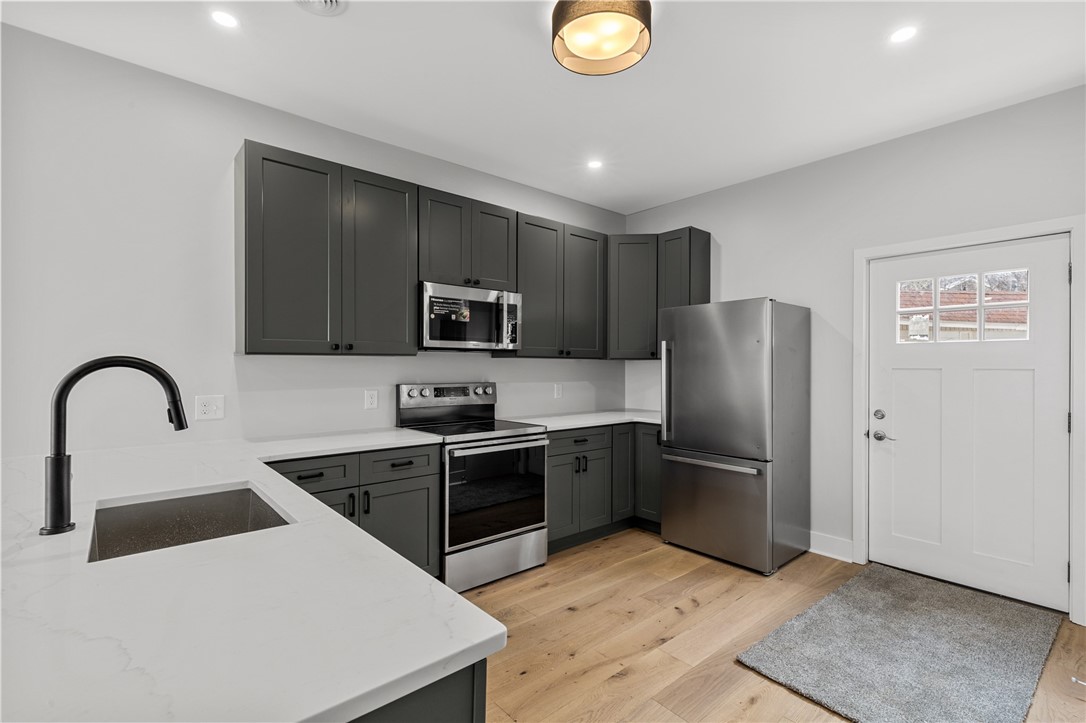 175 South Union Street Rochester, NY 14607 - Photo 38 of 46