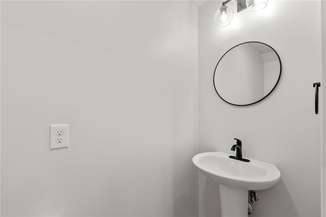 175 South Union Street Rochester, NY 14607 - Photo 40 of 46