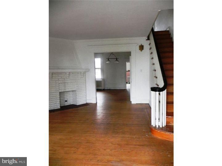 231 Huntley Road Upper Darby, PA 19082 - Photo 2 of 10