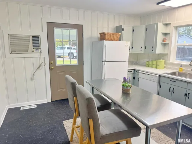 $139,900 | 1800 Market Street, Metropolis, IL 62960