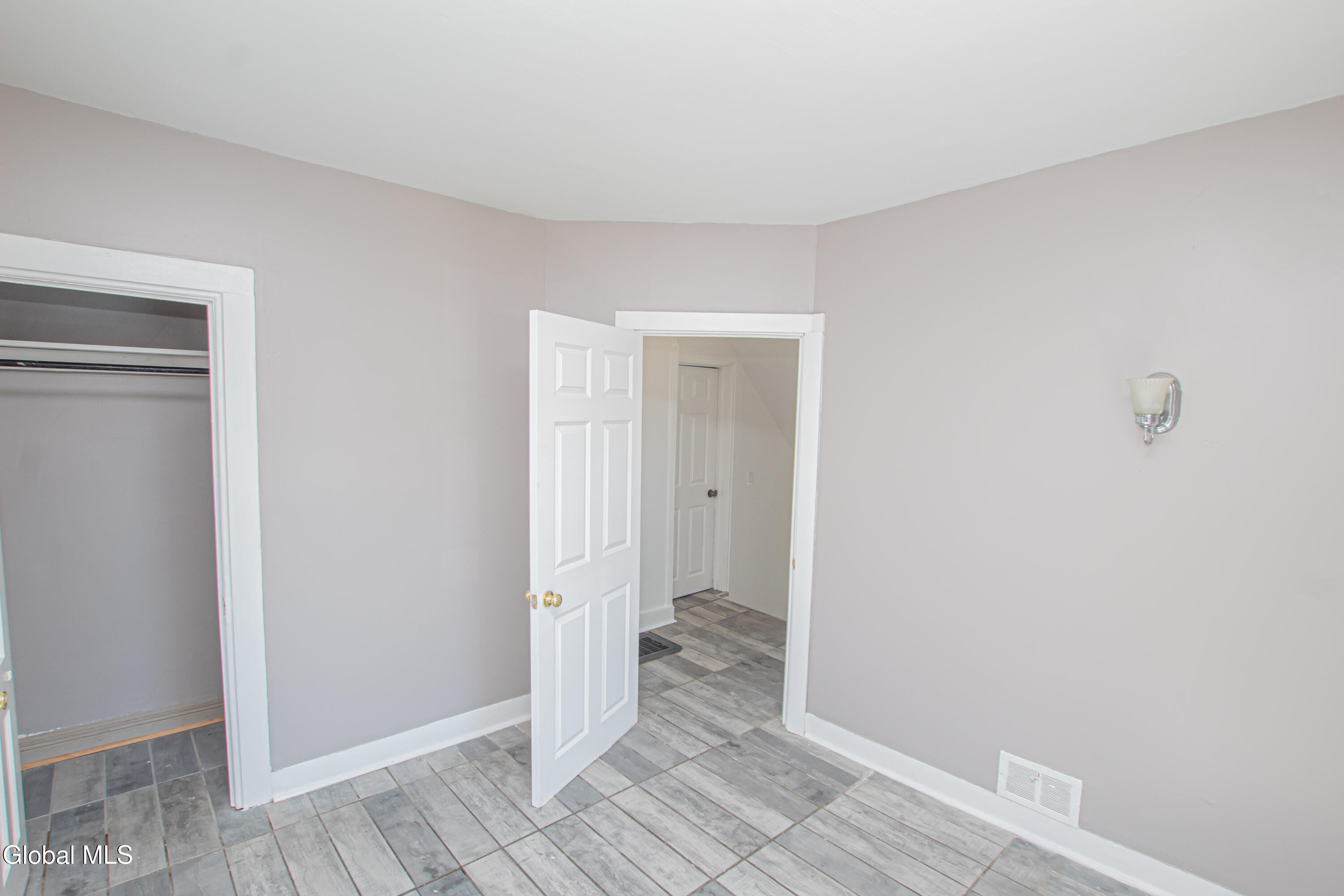 18 Newman Street Gloversville, NY 12078 - Photo 21 of 35 18 Newman St-15