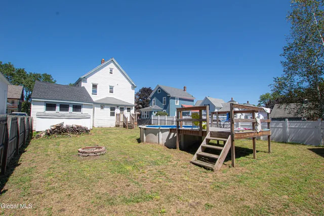 $209,900 | 18 Newman Street, Gloversville, NY 12078