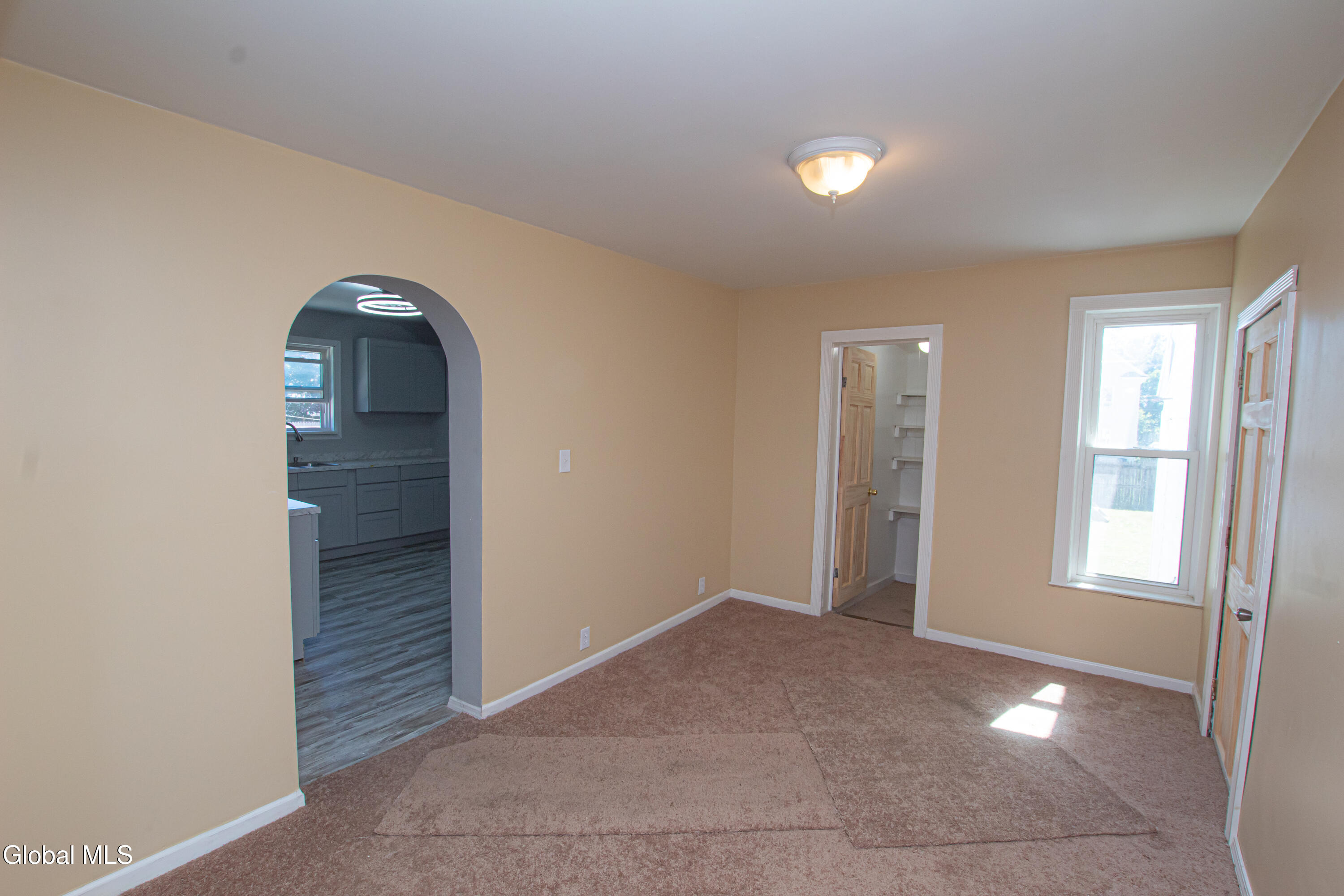 18 Newman Street Gloversville, NY 12078 - Photo 7 of 35 18 Newman St-26