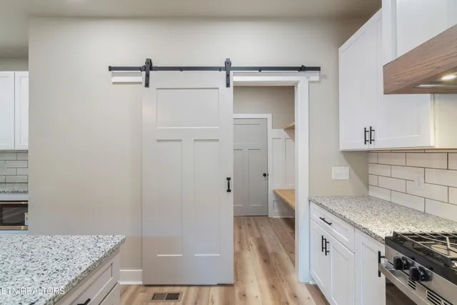 $579,900 | 1160 Meadow Walk Lane, Unit 58, Lenoir City, TN 37772