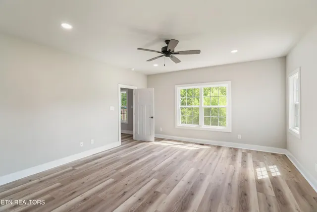 $579,900 | 1160 Meadow Walk Lane, Unit 58, Lenoir City, TN 37772