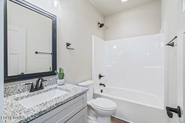 $579,900 | 1160 Meadow Walk Lane, Unit 58, Lenoir City, TN 37772