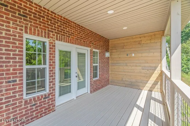 $579,900 | 1160 Meadow Walk Lane, Unit 58, Lenoir City, TN 37772