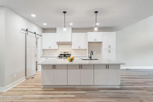 $579,900 | 1160 Meadow Walk Lane, Unit 58, Lenoir City, TN 37772